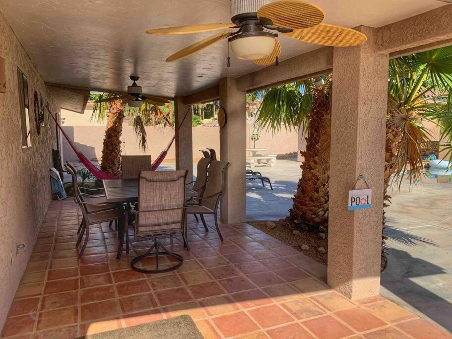 Ultimate Backyard-pool/spa. Slide. Lakeview. Ball Сasa de vacaciones Lake Havasu City